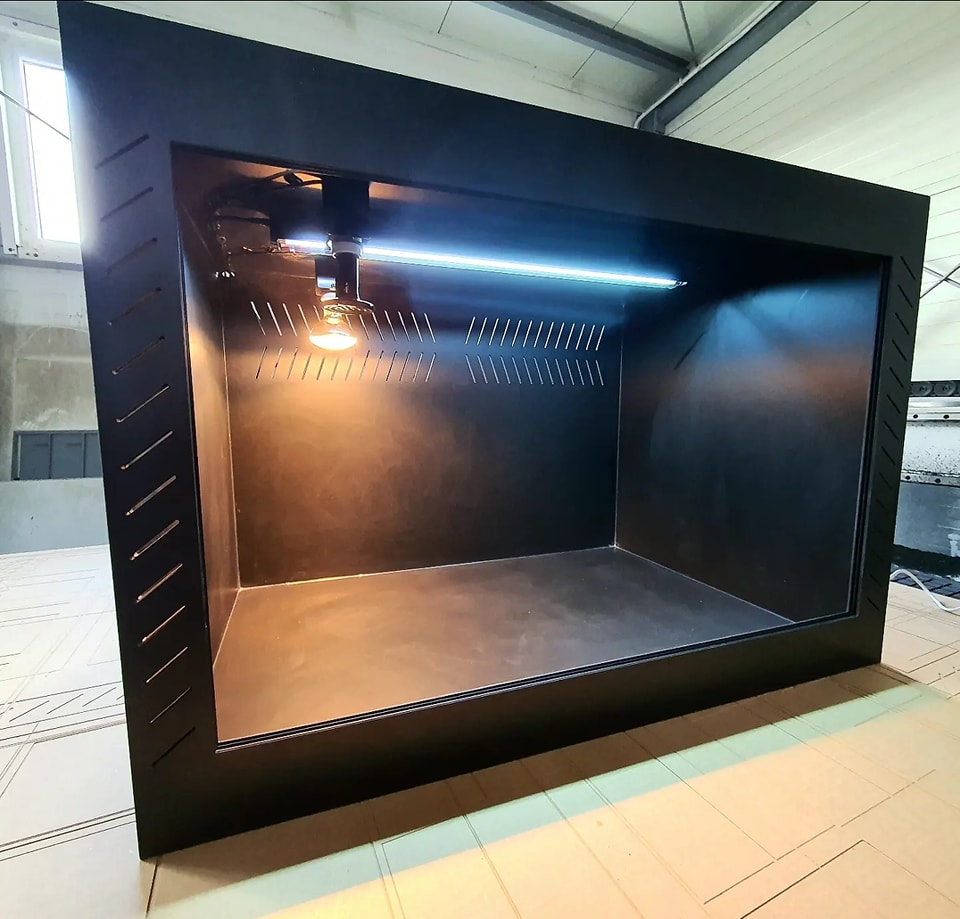 żarówka grzewcza w terrarium